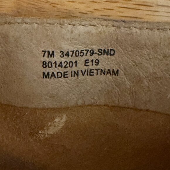 Frye Essa Ankle Heeled Bootie Sand Nubuck Leather Size 7 - Picture 6 of 10